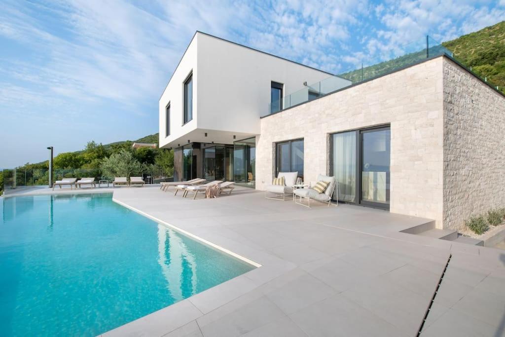 Villa Rovni By Istrialux Ravni Εξωτερικό φωτογραφία