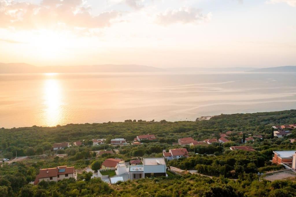 Villa Rovni By Istrialux Ravni Εξωτερικό φωτογραφία